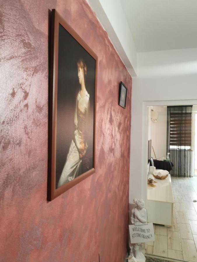 Bianca Studio Eforie Nord Apartment ภายนอก รูปภาพ